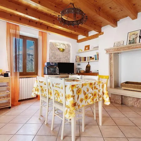 Casa New Holiday home Brenzone sul Garda